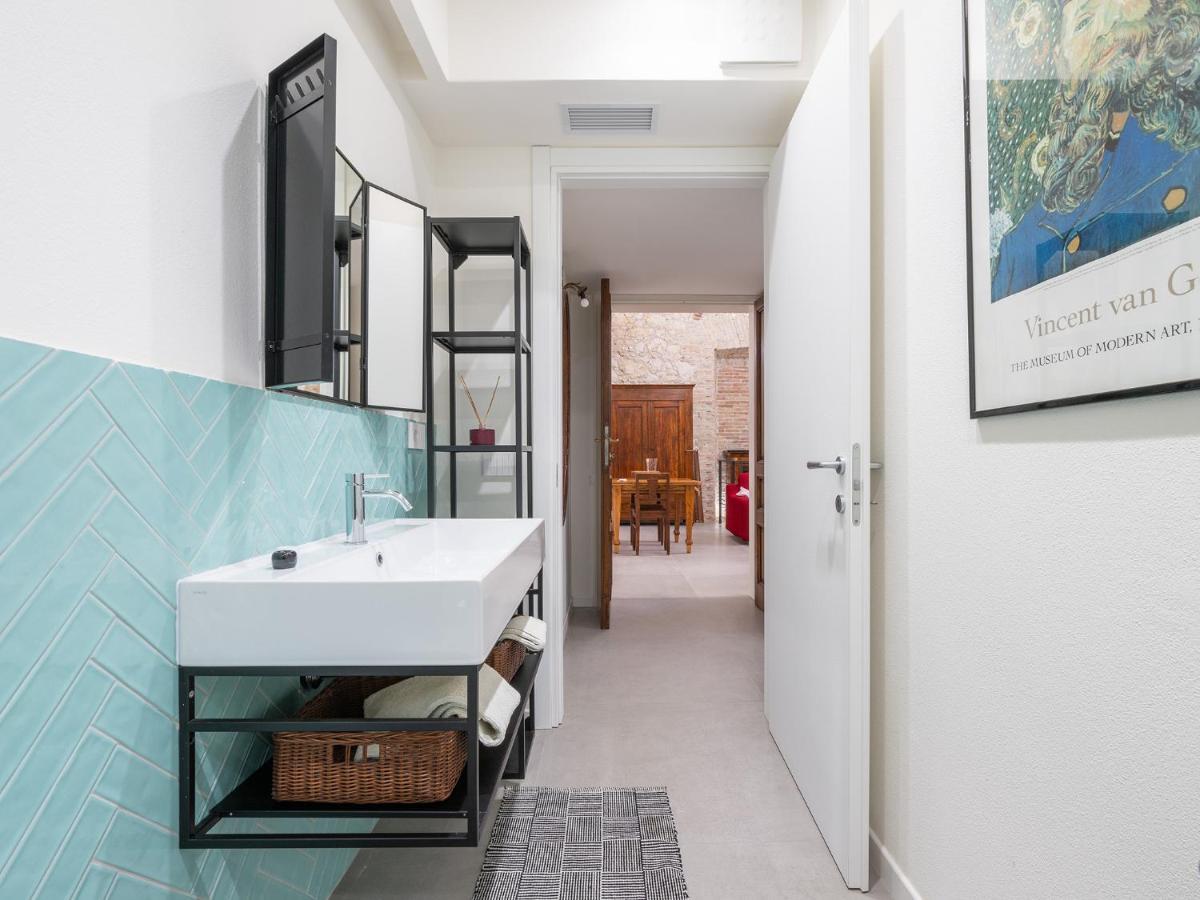 Massimo Boutique Apartment Кальяри Экстерьер фото