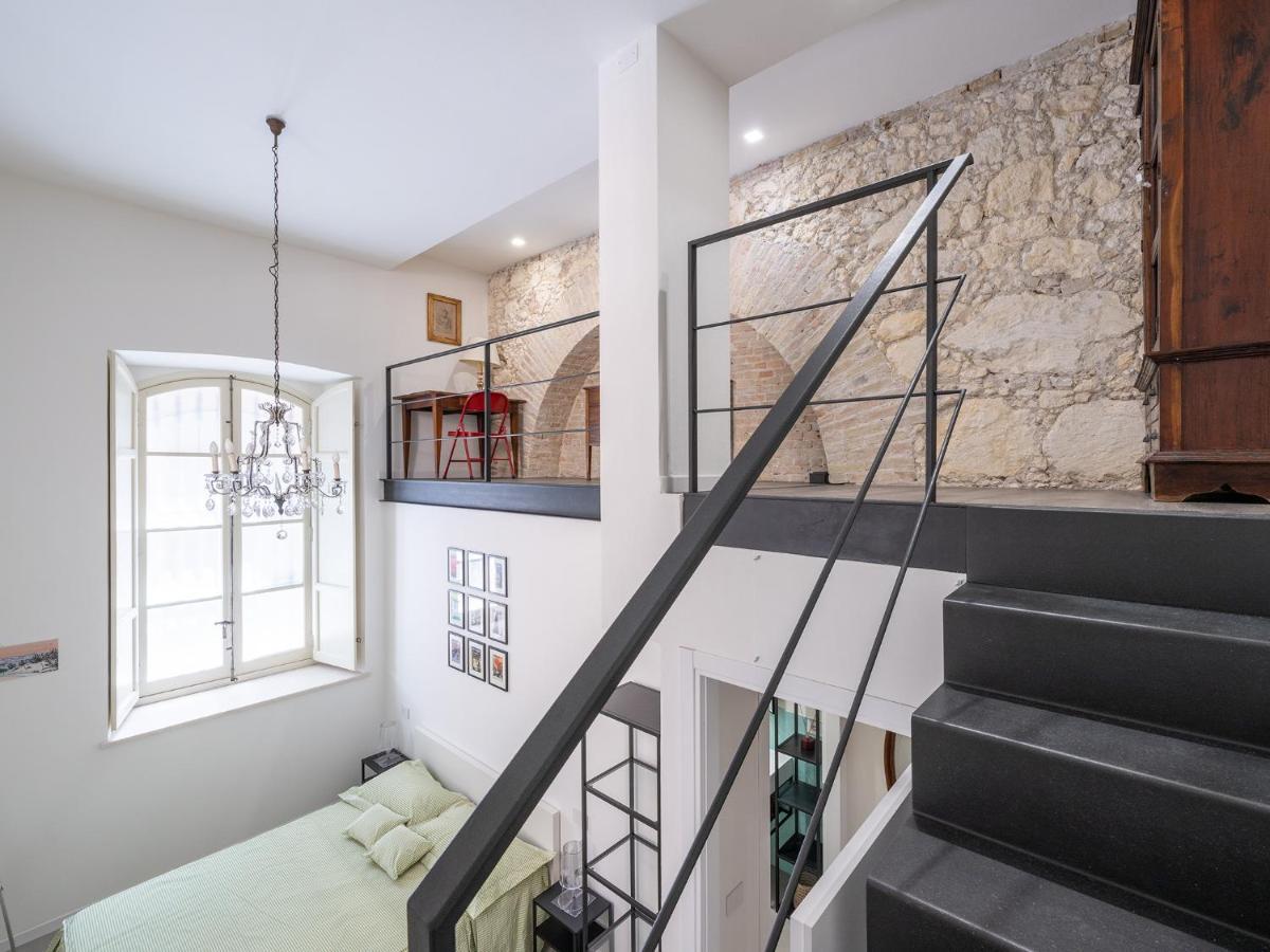 Massimo Boutique Apartment Кальяри Экстерьер фото